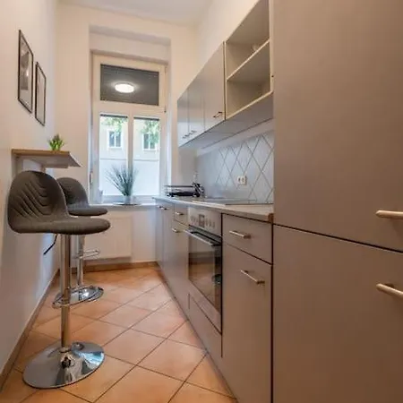 Zentrales Gemuetliches Apartment Mit Sky Bundesliga Lipsia Esterno foto